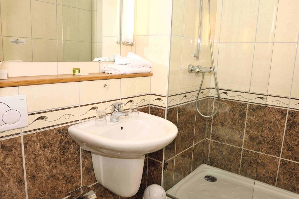 Hotel Saint Louis Esterno foto